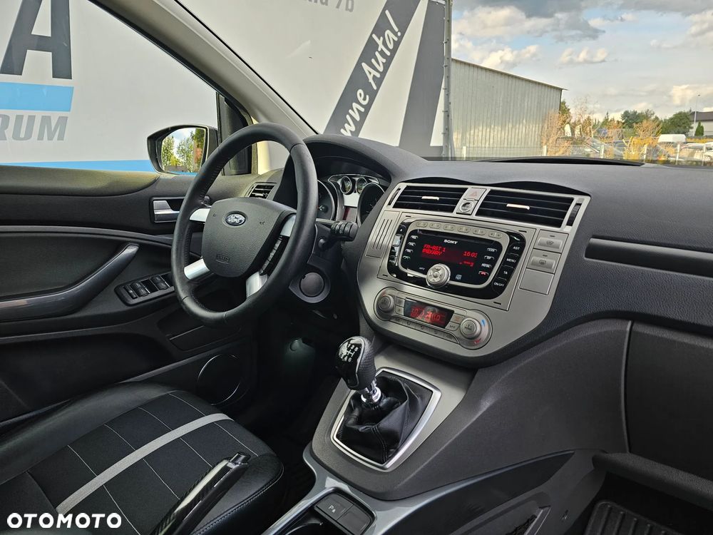 Ford Kuga 2.0 TDCi 4x4 Titanium - 10