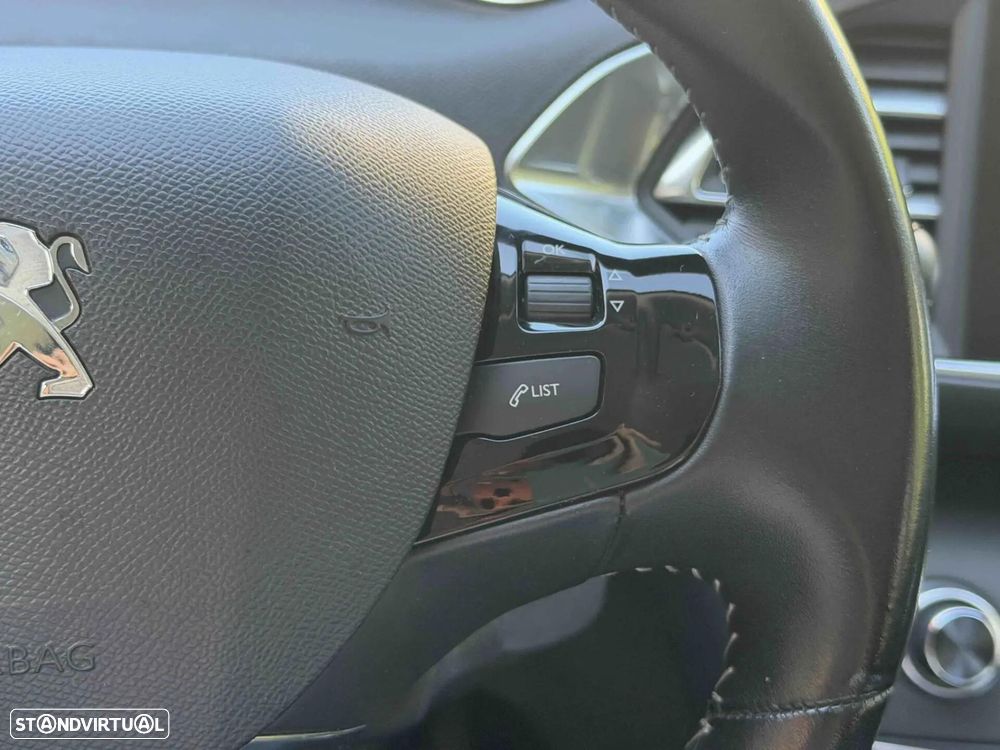 Peugeot 308 1.6 BlueHDi Style - 38