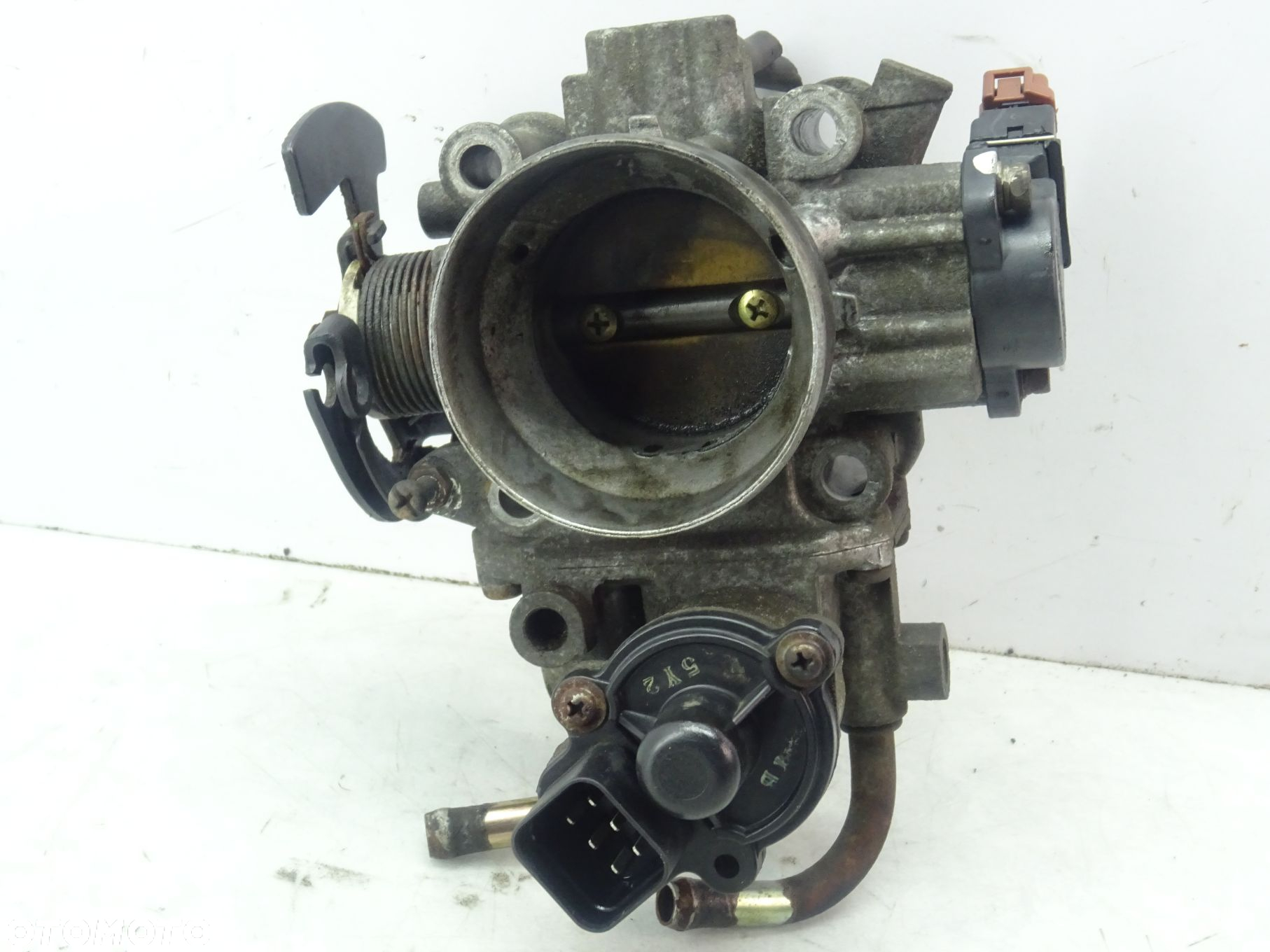 Przepustnica Mitsubishi Carisma I 1995-1999 1,6 BENZYNA 4PIN 6 PIN - 4