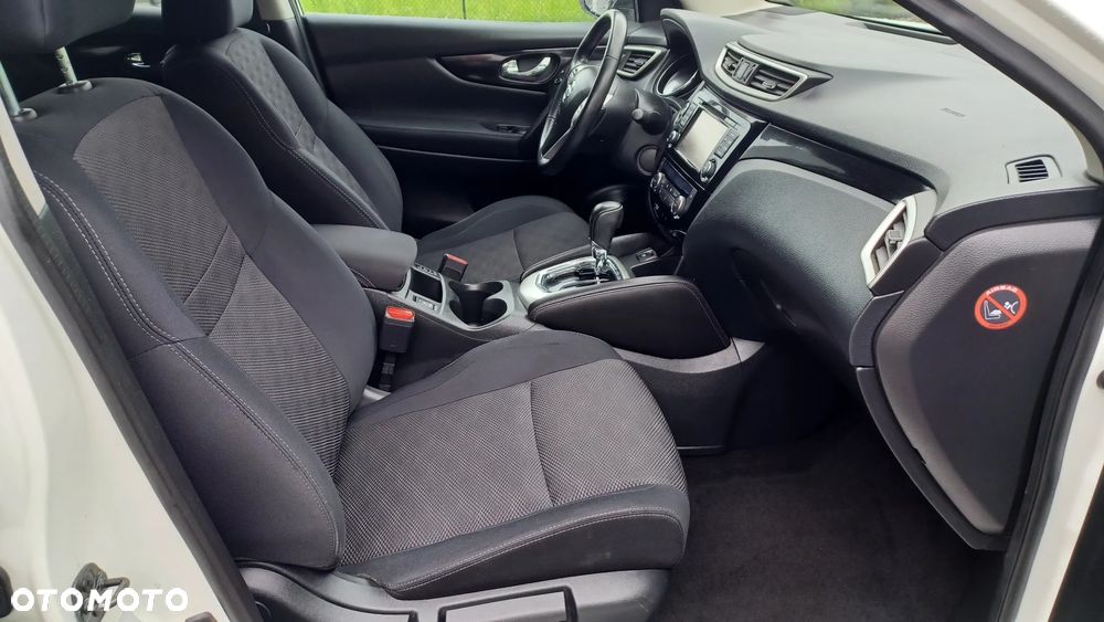 Nissan Qashqai - 10