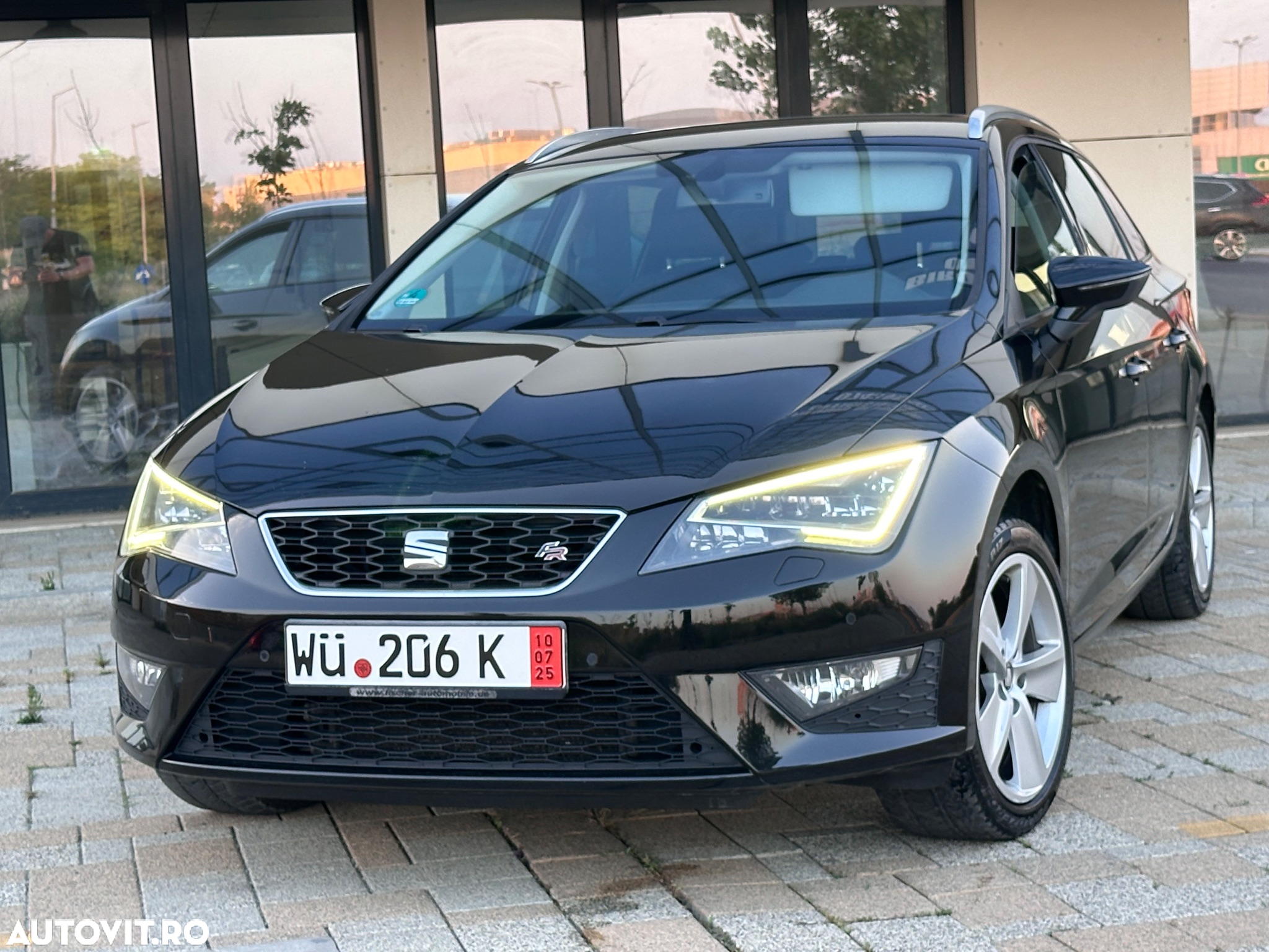 Seat Leon ST 1.4 EcoTSI Start&Stop DSG FR - 3