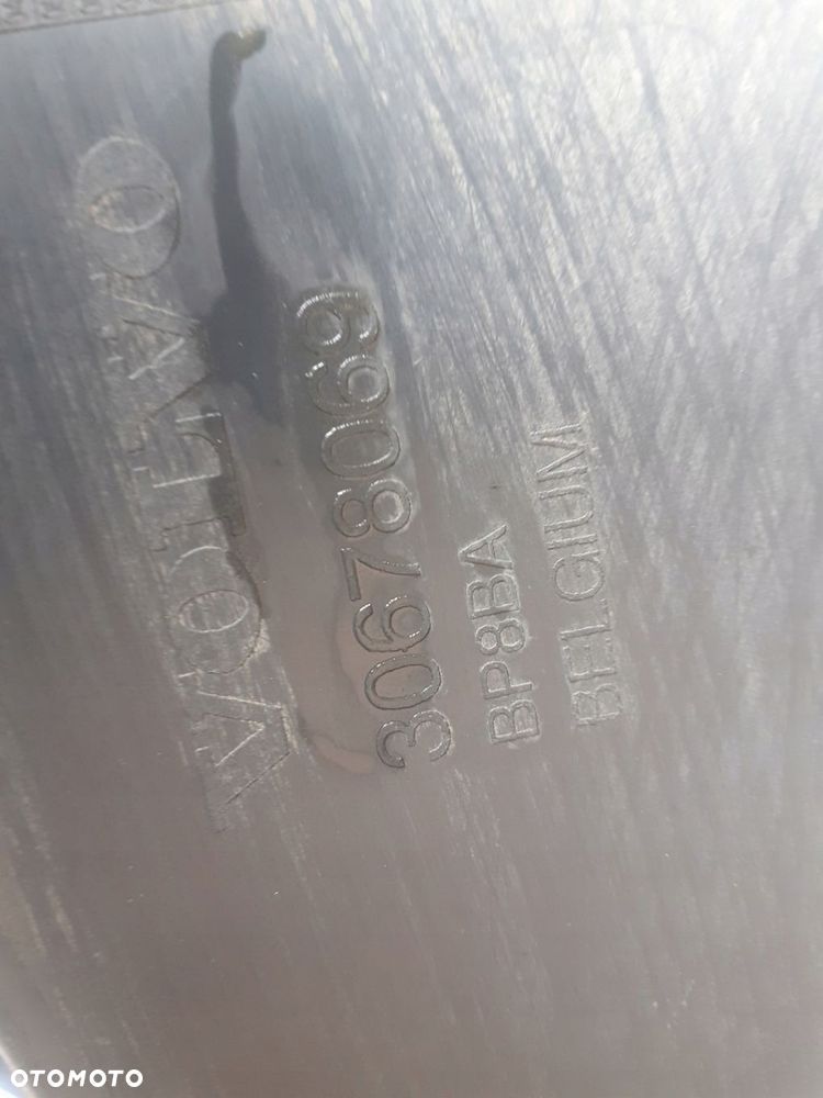 Zderzak tylny Volvo V50 2004-07r. 30678066. - 9