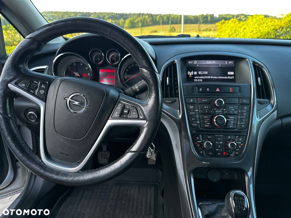 Opel Astra 1.7 CDTI Cosmo - 8