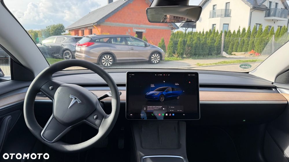 Tesla Model 3 Long Range RWD Premium - 14