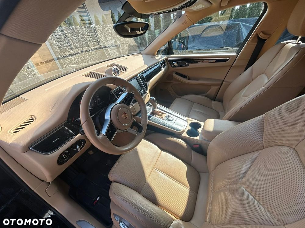 Porsche Macan S - 11