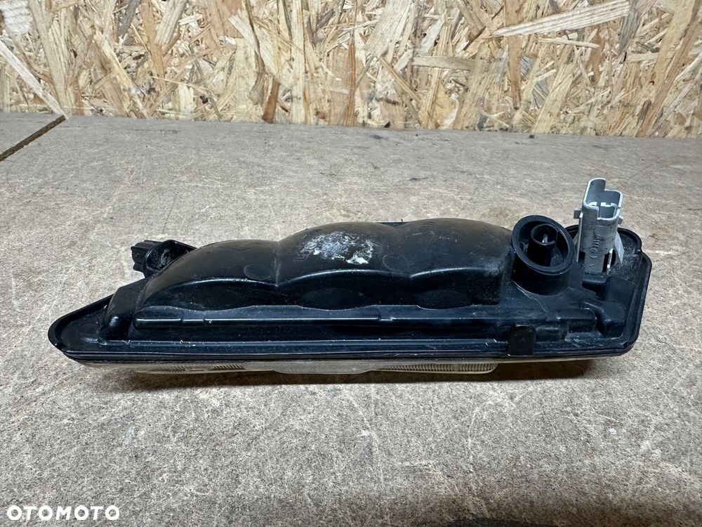 VOLVO XC60 HALOGEN LEWY 89068027-F - 7