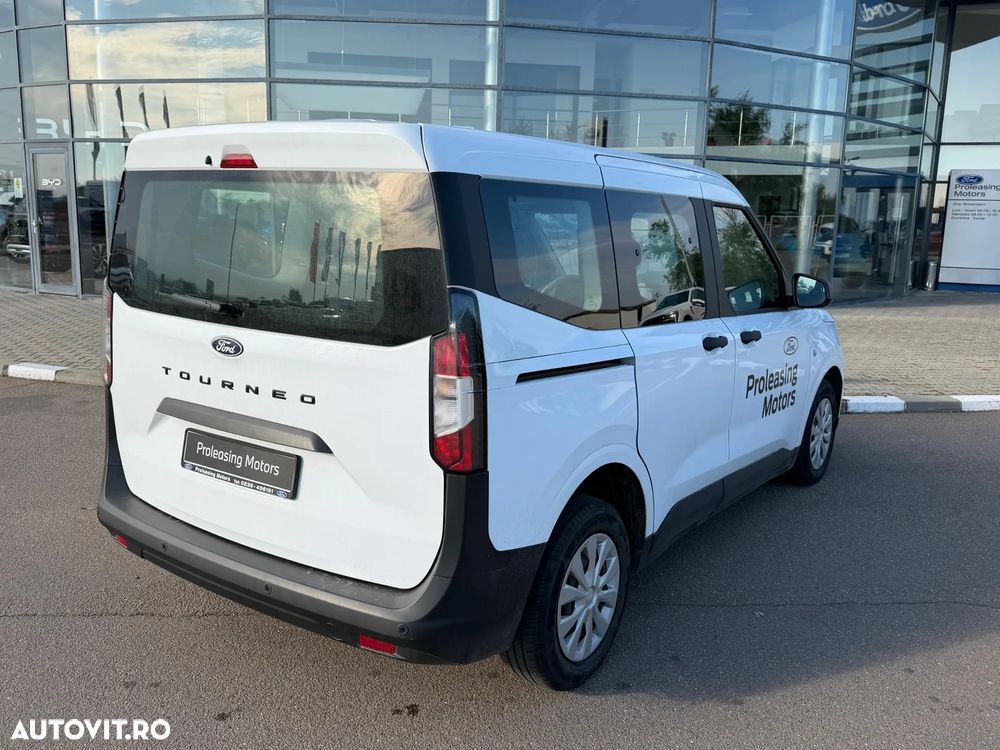 Ford Tourneo Courier - 3