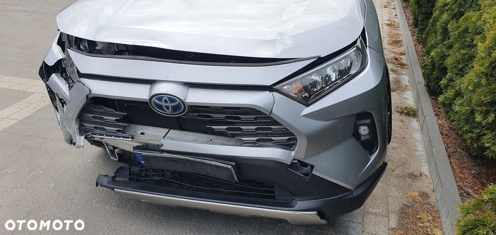 Toyota RAV4 - 5