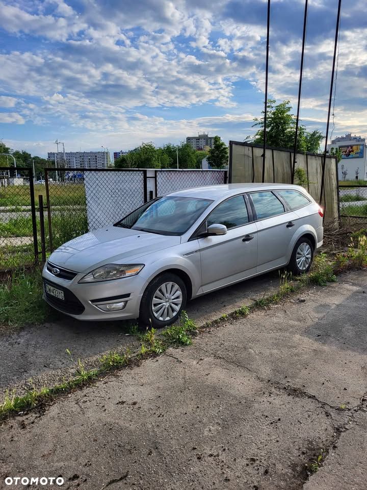 Ford Mondeo - 12