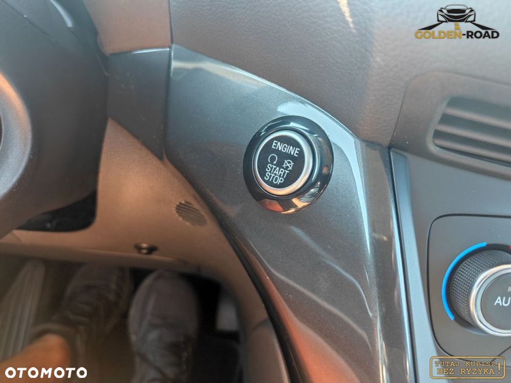 Ford Grand C-MAX - 19