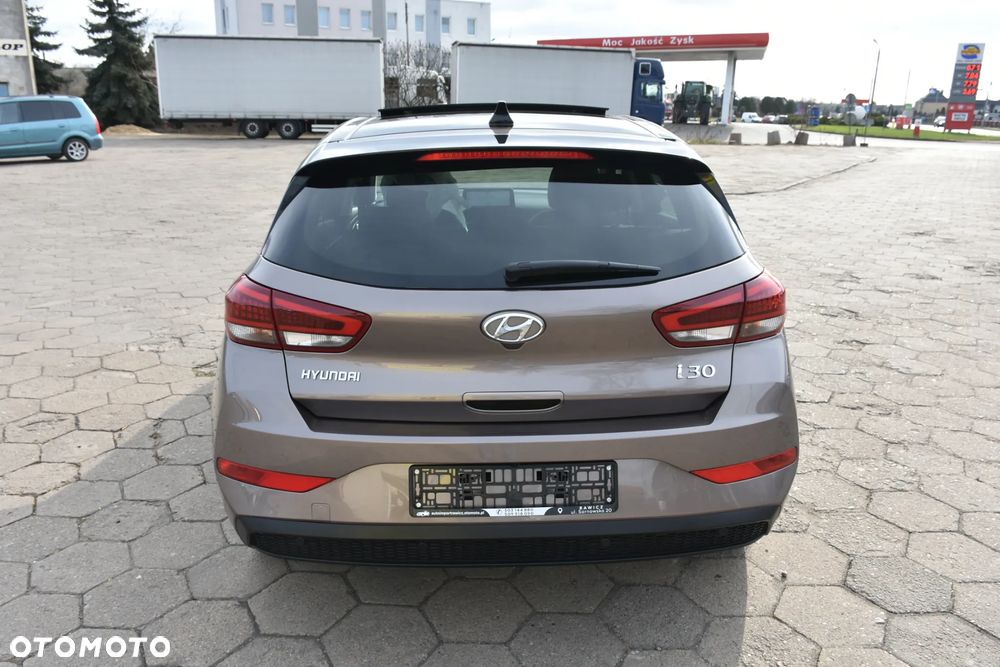 Hyundai i30 1.5 T-GDI 48V-Hybrid Prime - 10
