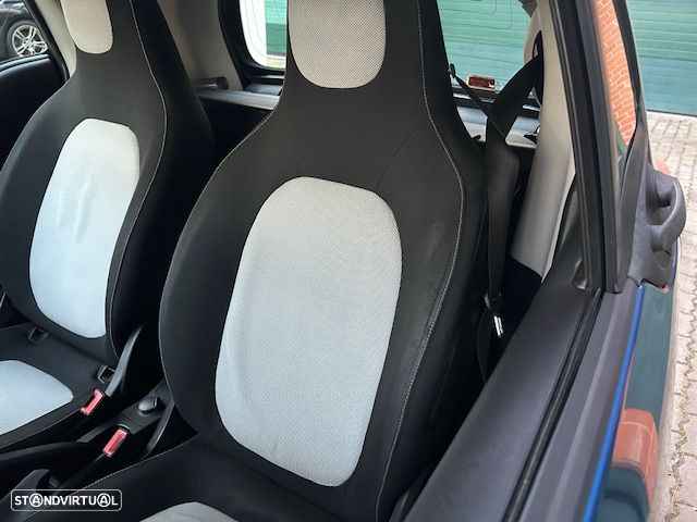 Smart ForTwo Coupé 1.0 Passion 71 - 17