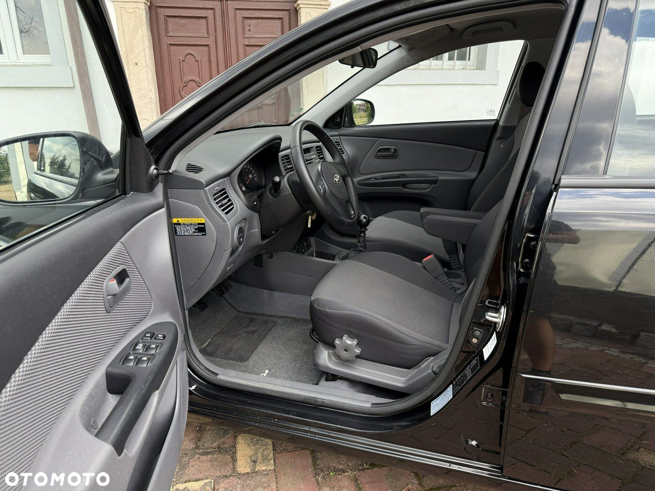 Kia Rio 1.4 Comfort - 34