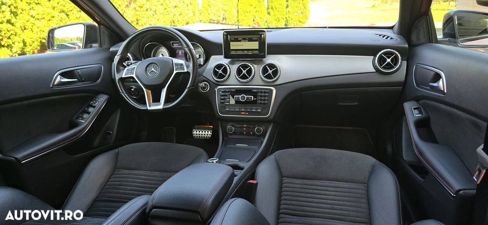 Mercedes-Benz GLA 200 (CDI) d 4Matic 7G-DCT AMG Line - 14