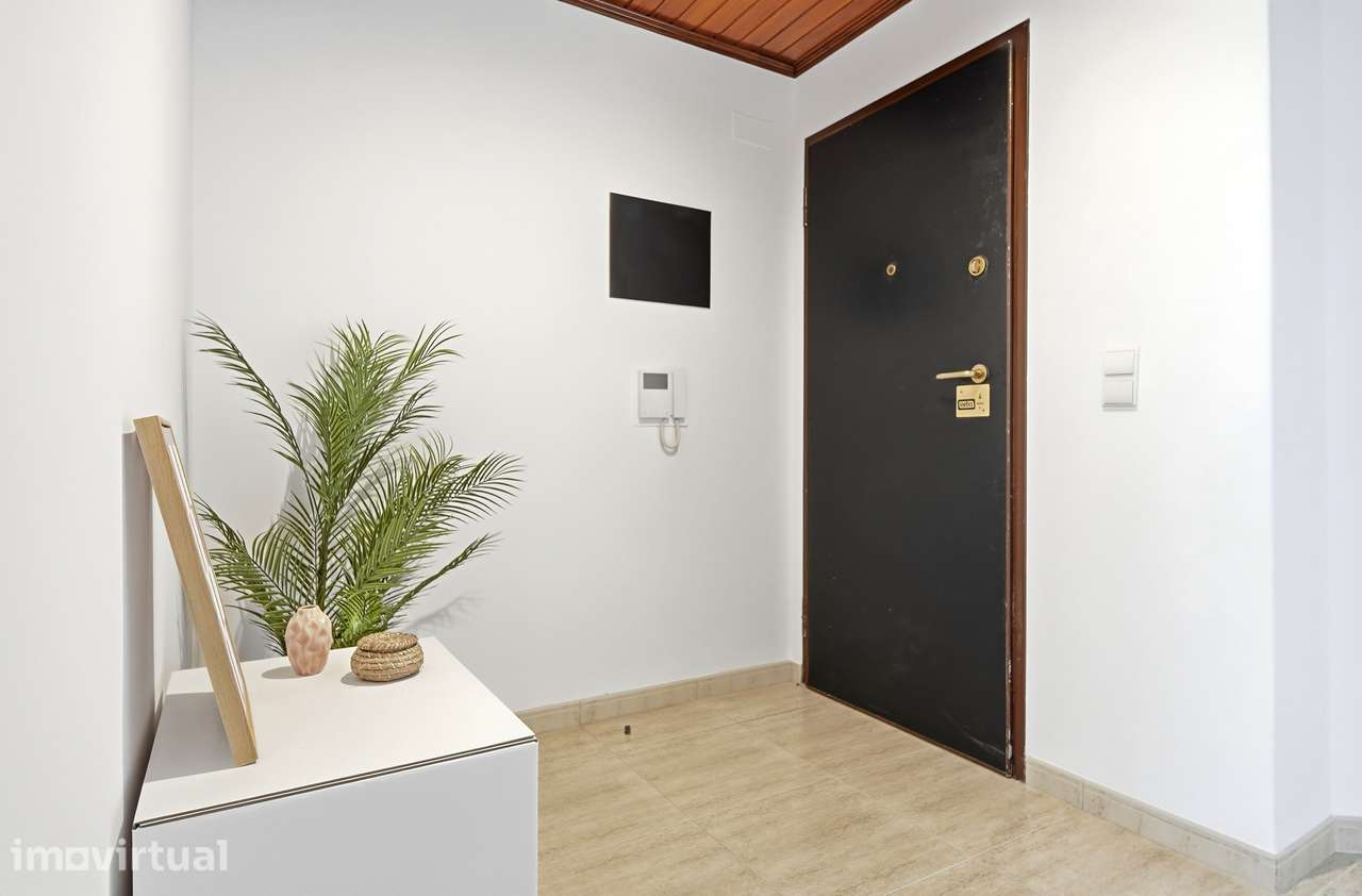 Apartamento t2 à venda na Cavaleira - Grande imagem: 3/18