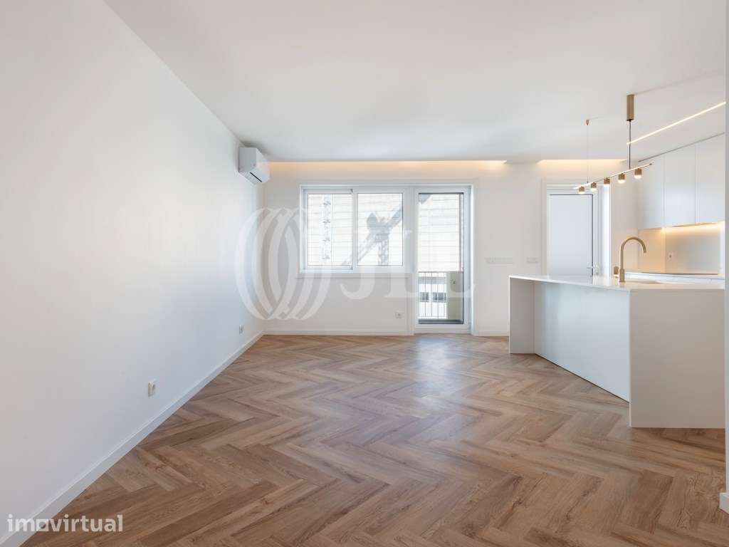 Apartamento T3 remodelado Avenida da Boavista Porto - Grande imagem: 2/30