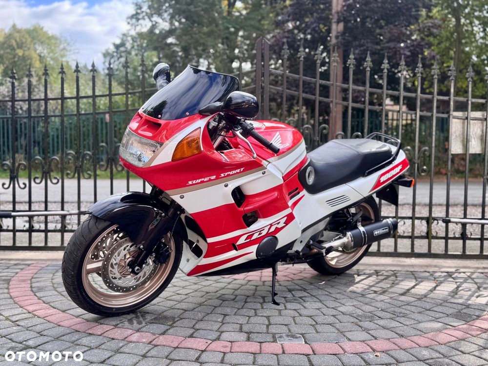Honda CBR - 5