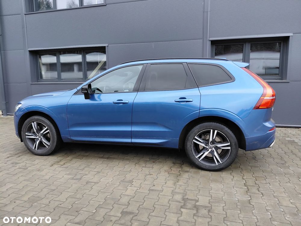 Volvo XC 60 B5 D AWD R-Design - 24