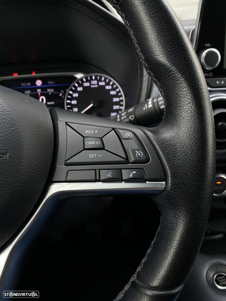 Nissan Juke 1.0 DIG-T N-Connecta - 30