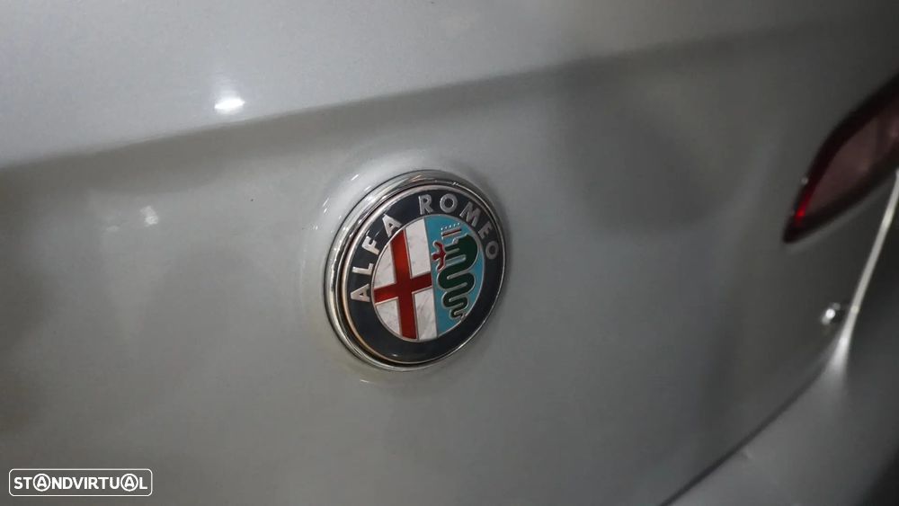 Alfa Romeo 159 1.9 JTD 16V Distinctive - 8