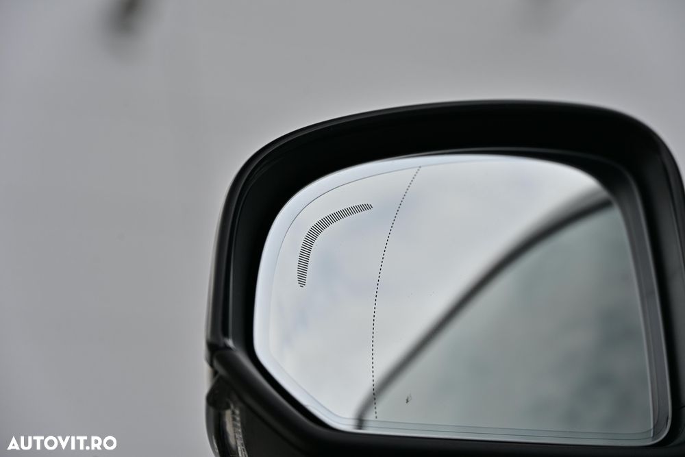 VOLVO XC40 2019 — imagine 35
