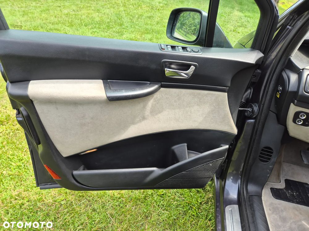 Peugeot 807 HDi 135 Platinum Pullmann - 17