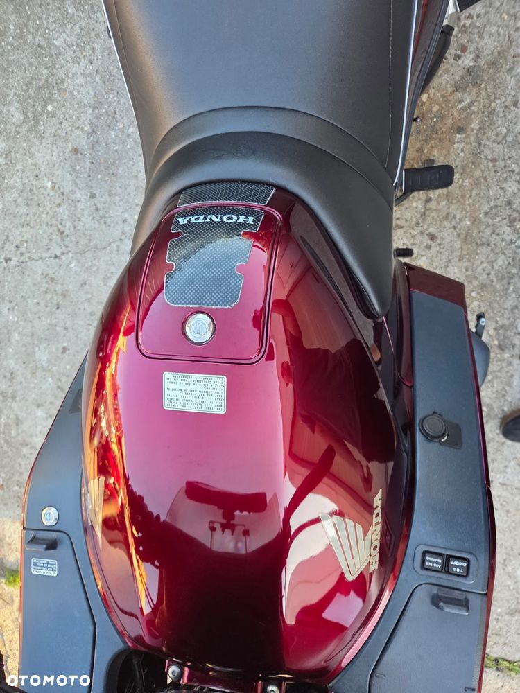 Honda ST - 35