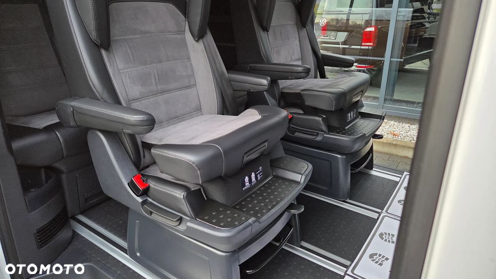 Volkswagen Multivan 2.0 TDI L1 Highline 4Motion DSG - 23