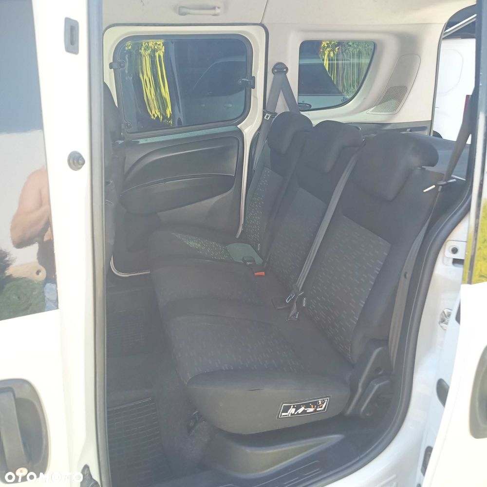 Opel Combo - 4