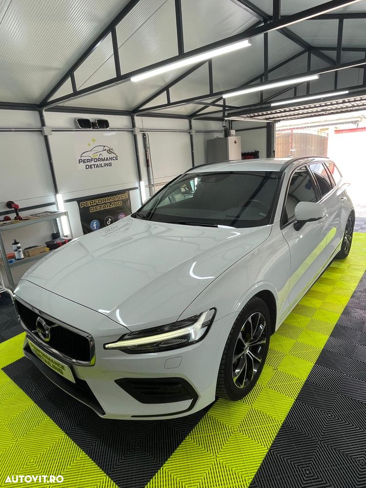 Volvo V60 D4 Geartronic Momentum Pro - 8