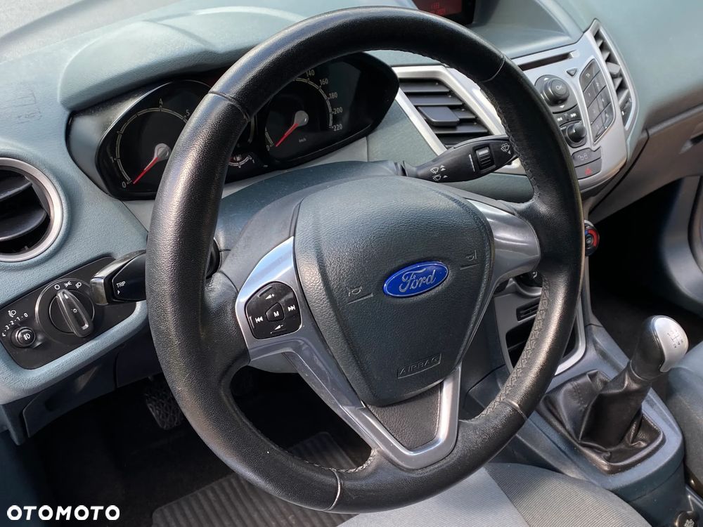 Ford Fiesta 1.25 Titanium EU5 - 28