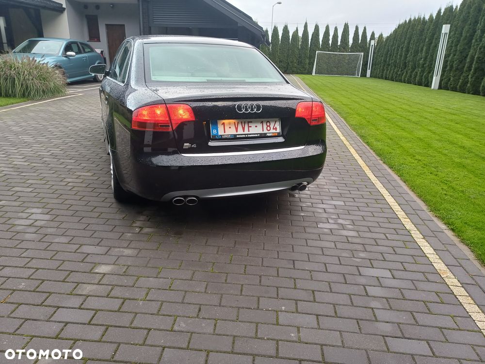 Audi S4 Limousine 4.2 Quattro Tiptr - 8