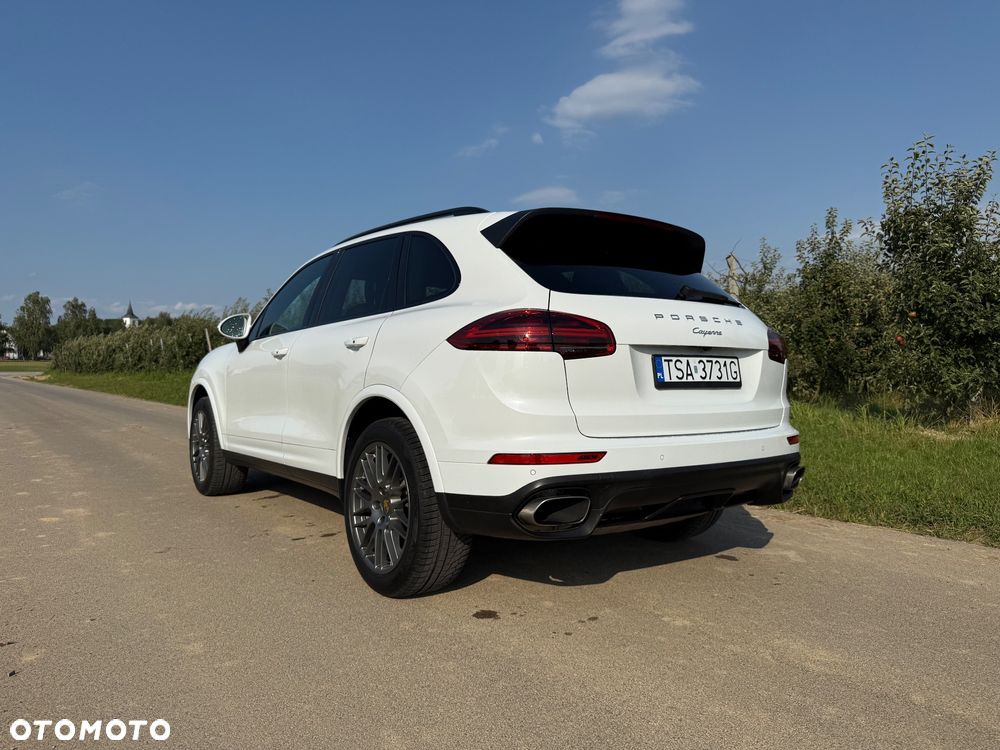Porsche Cayenne Platinum Edition - 4