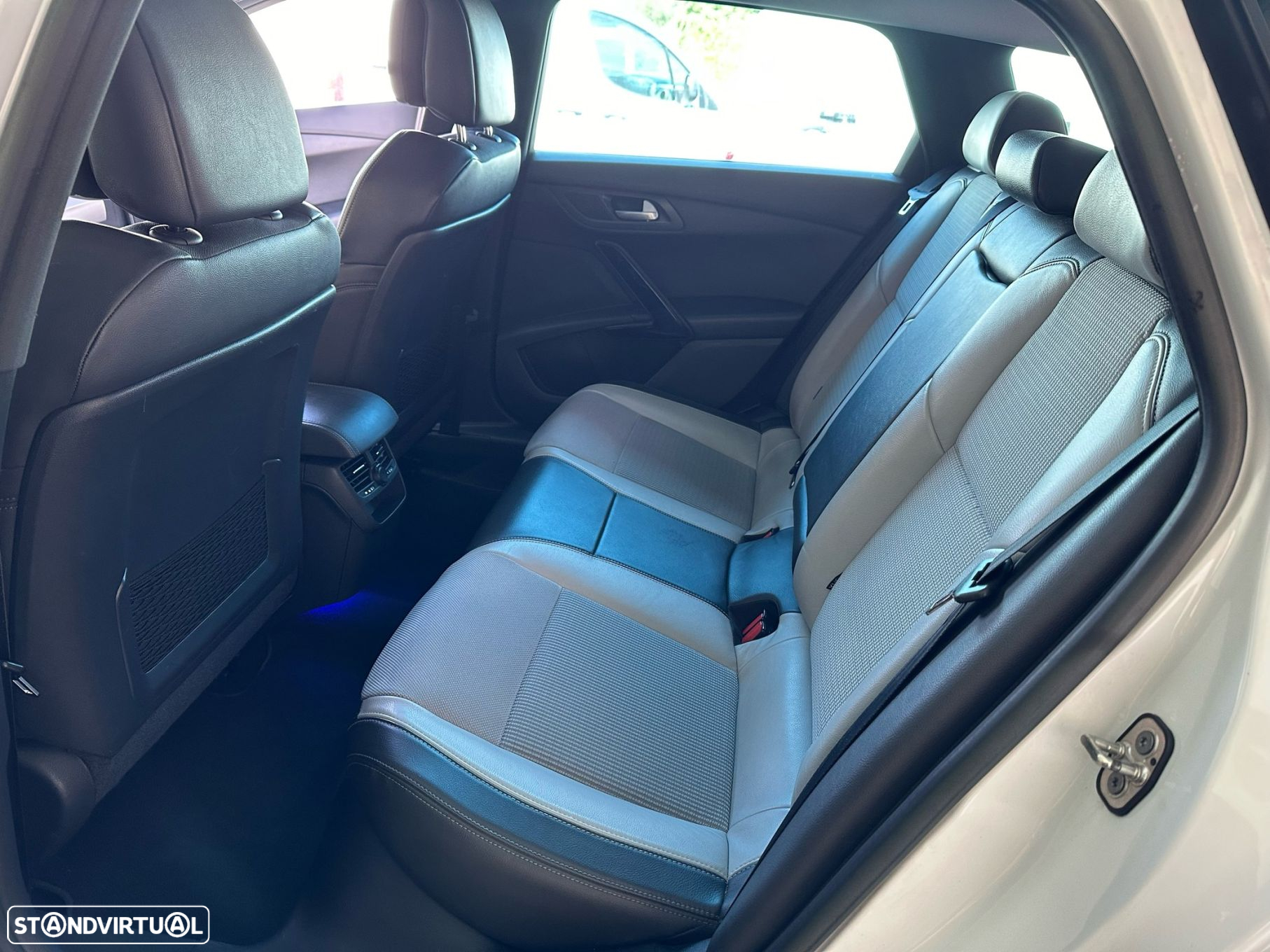 Peugeot 508 RXH - 16