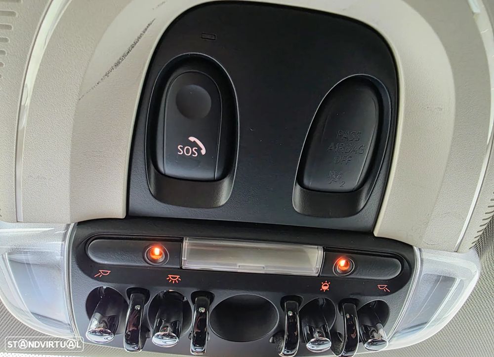 MINI 5 Portas Cooper D Auto - 48