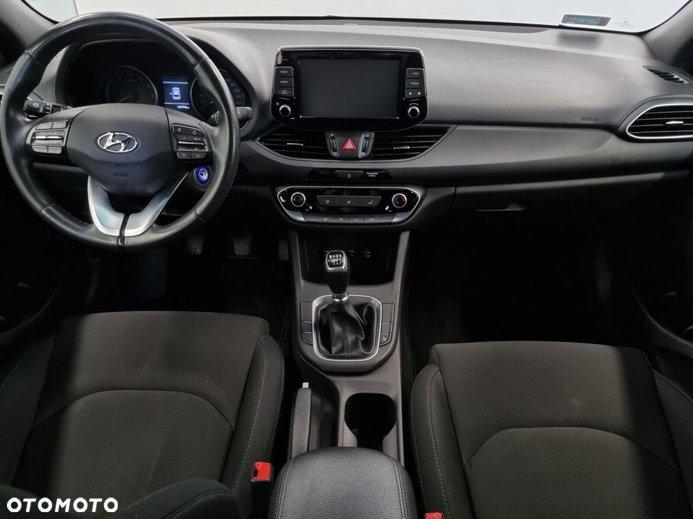Hyundai i30 1.4 GO - 11