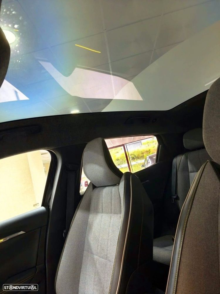 Renault Scénic E-Tech 220 Long Range Techno - 23