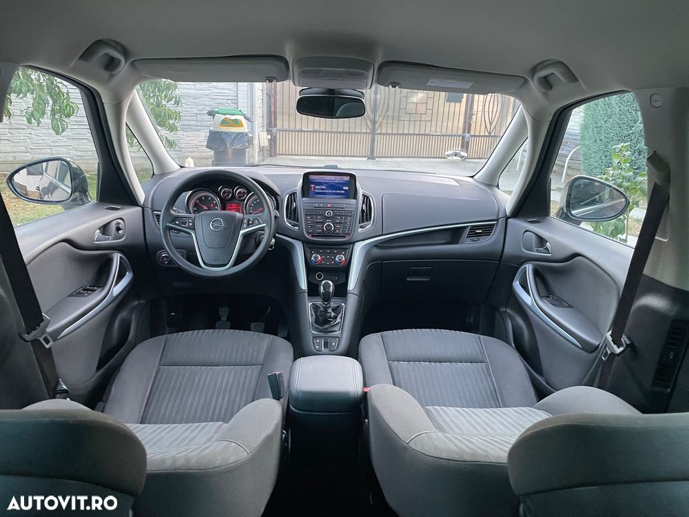 Opel Zafira - 7