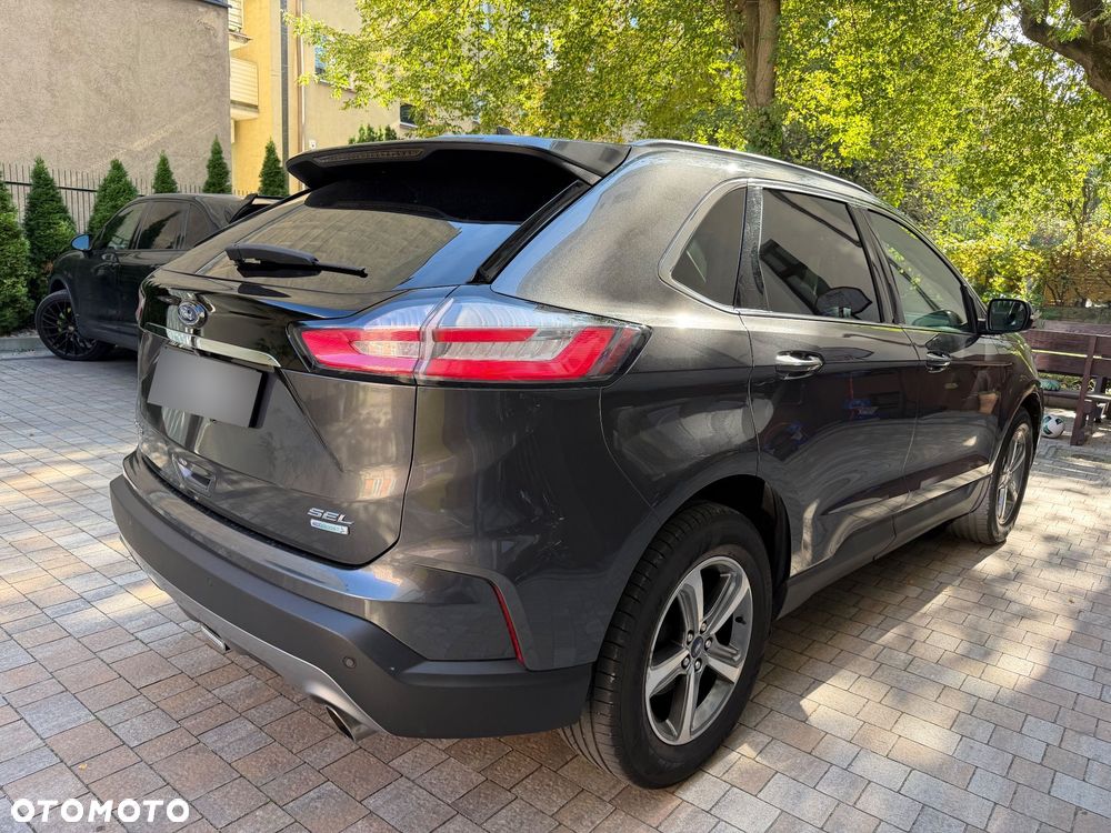 Ford Edge - 4