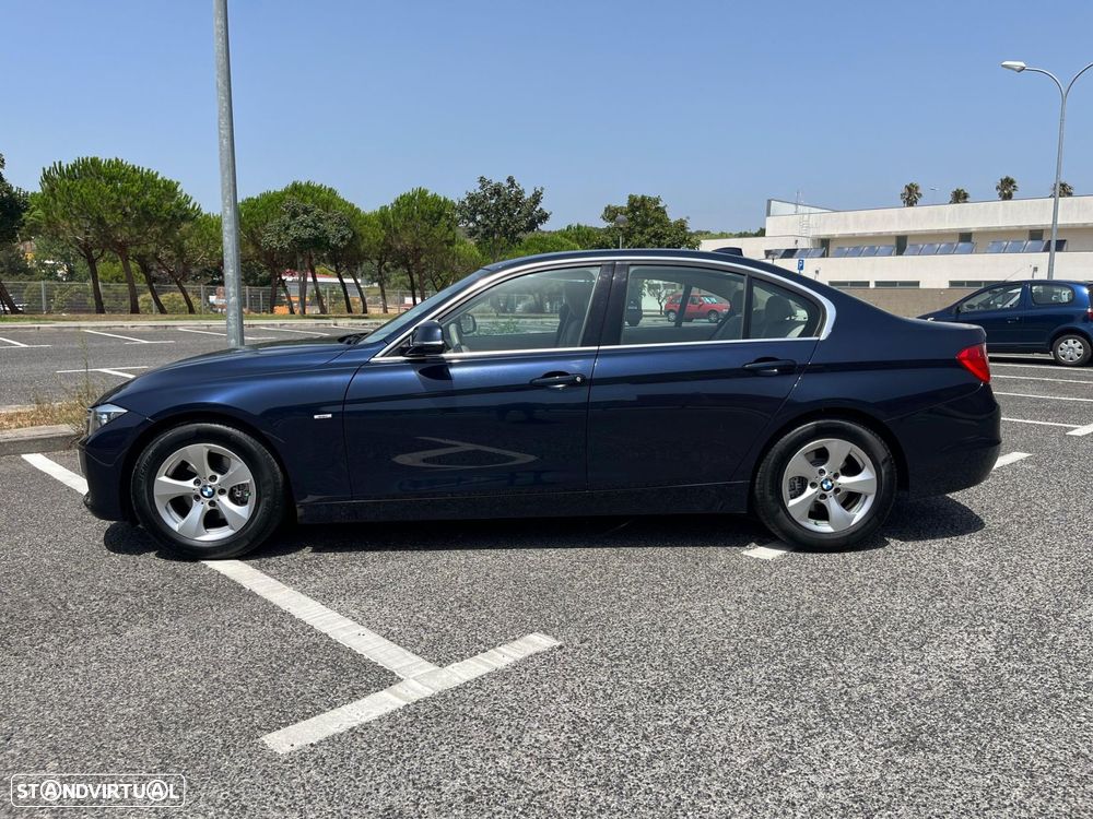BMW 320 d EfficientDynamics Line Modern - 10