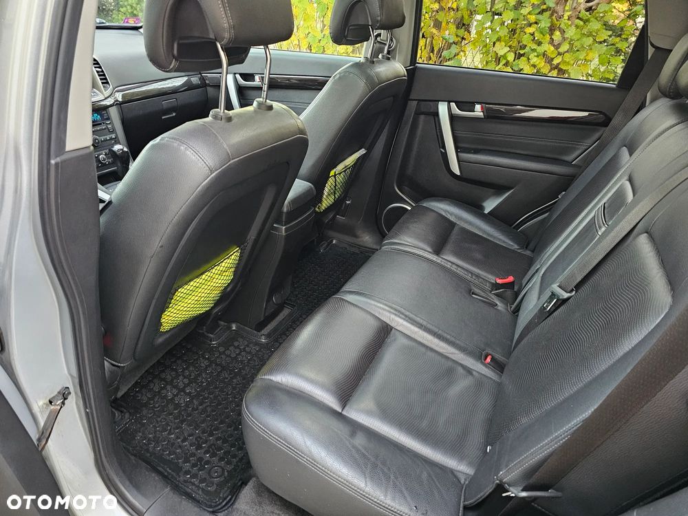 Chevrolet Captiva 2.2 d LTZ - 8