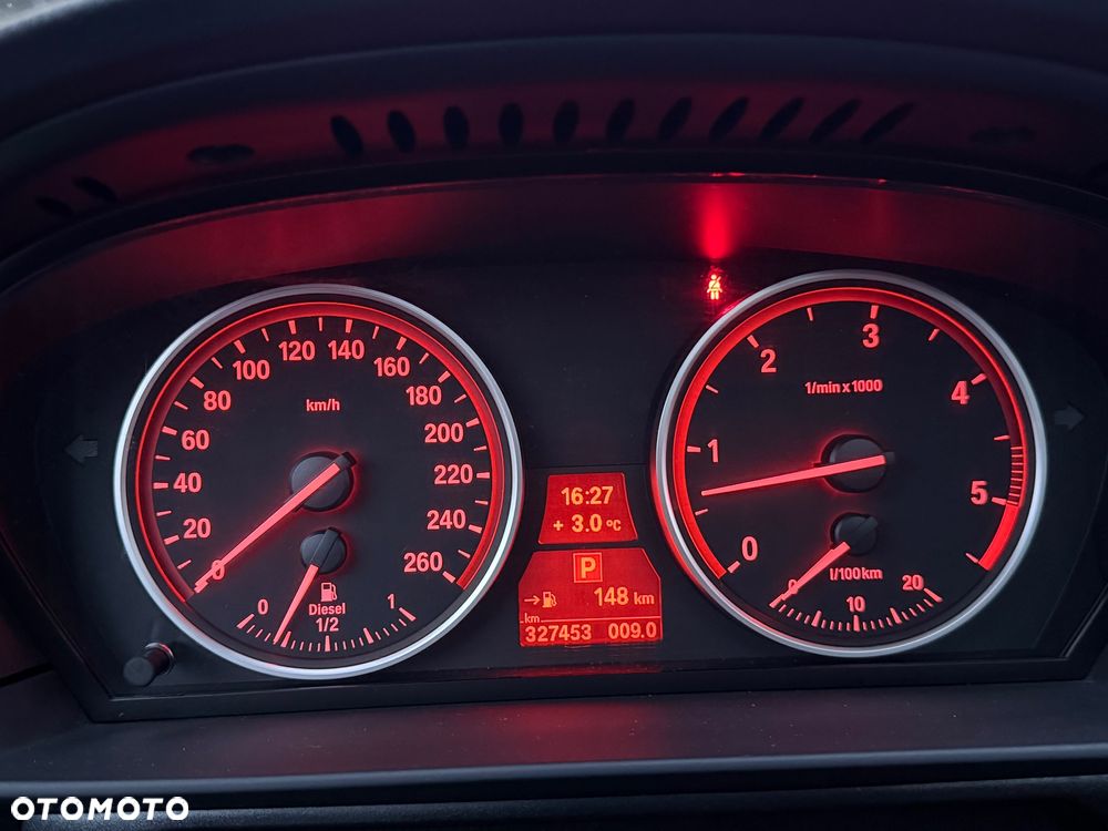 BMW Seria 5 530d Edition Sport - 38