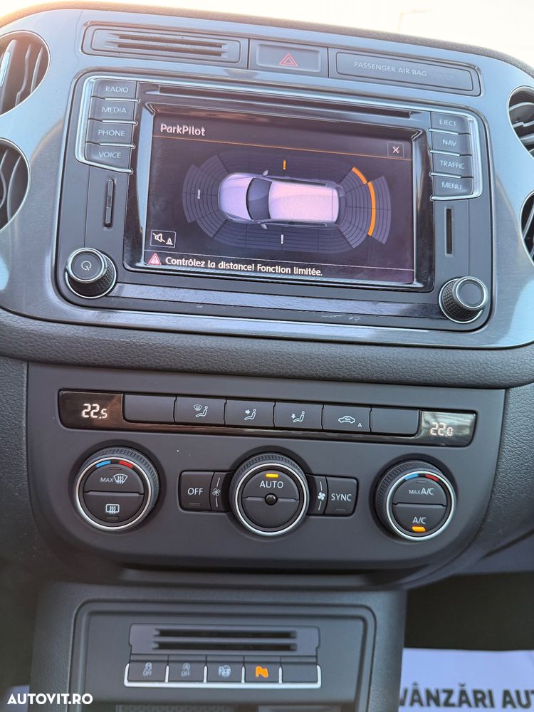 Volkswagen Tiguan 2.0 TDI SCR BlueMotion Technology Sport & Style - 28