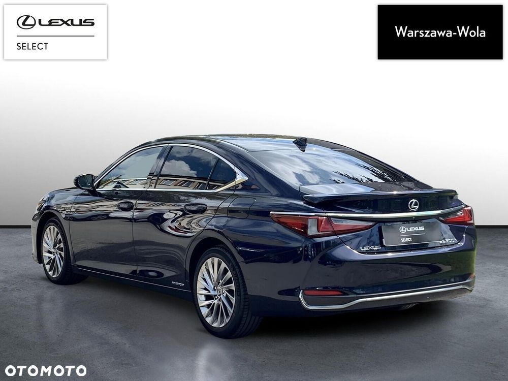 Lexus ES 300h Omotenashi - 5