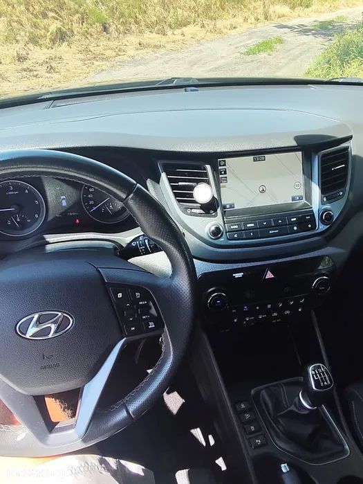 Hyundai Tucson 1.7 CRDI BlueDrive Style 2WD - 8