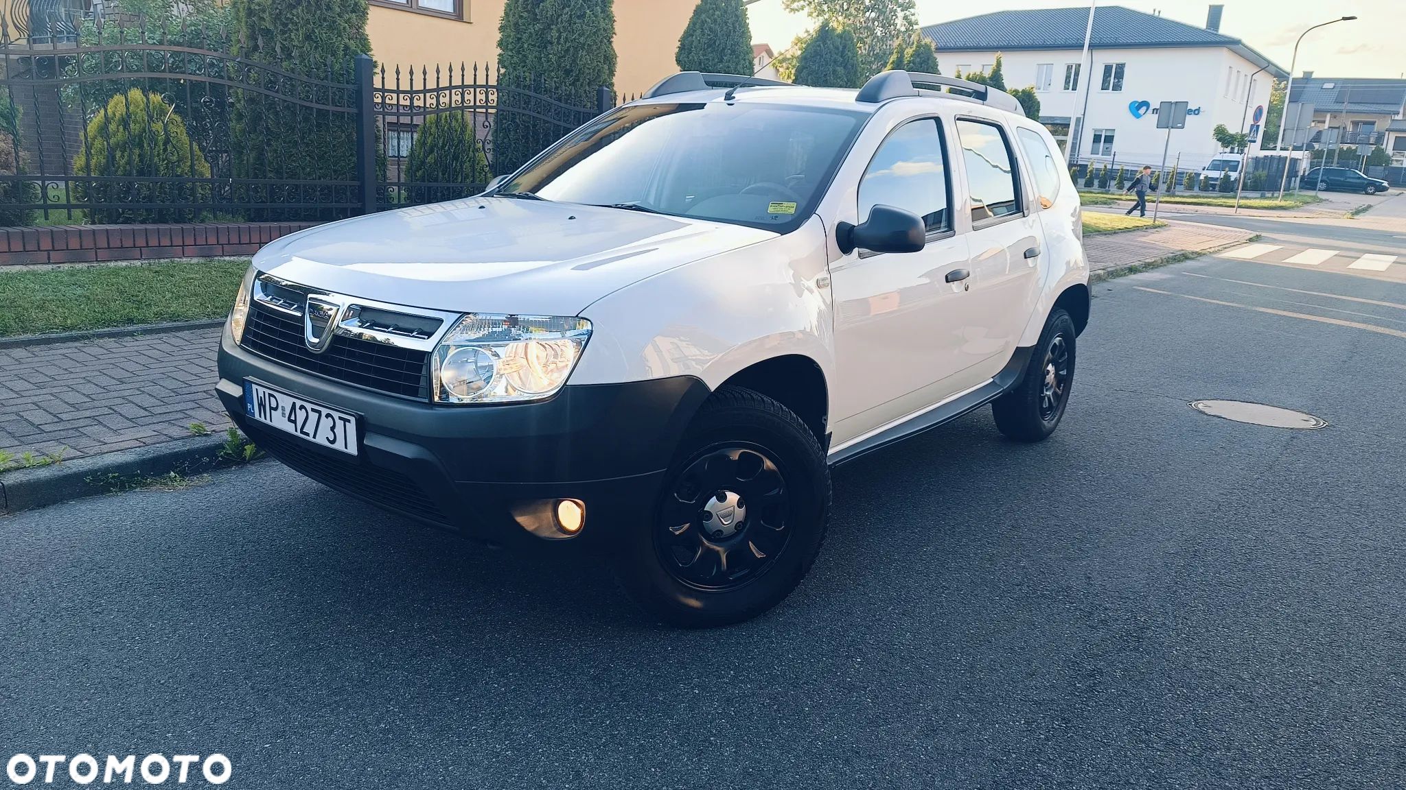Dacia Duster 1.6 16V 4x2 Ambiance - 1