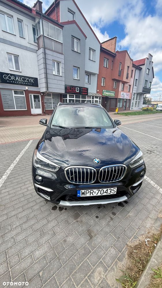BMW X1 xDrive25i Sport Line sport - 2