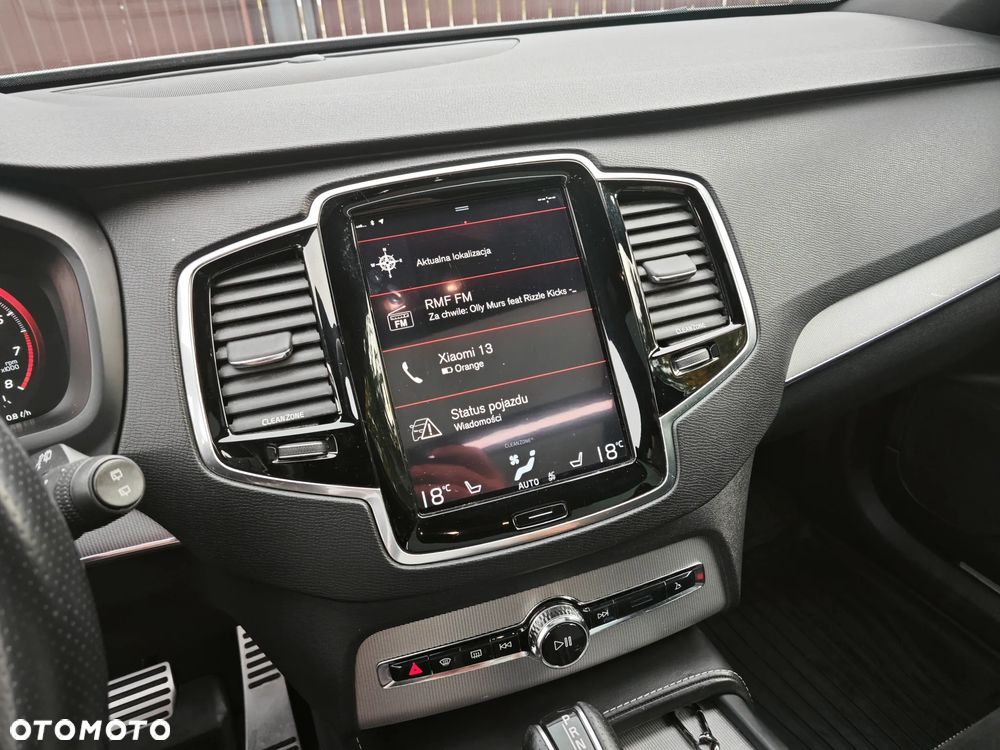 Volvo XC 90 - 21