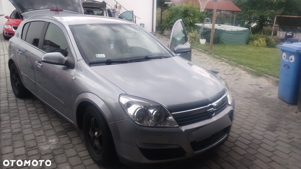 Opel Astra 1.9 CDTI Enjoy - 6