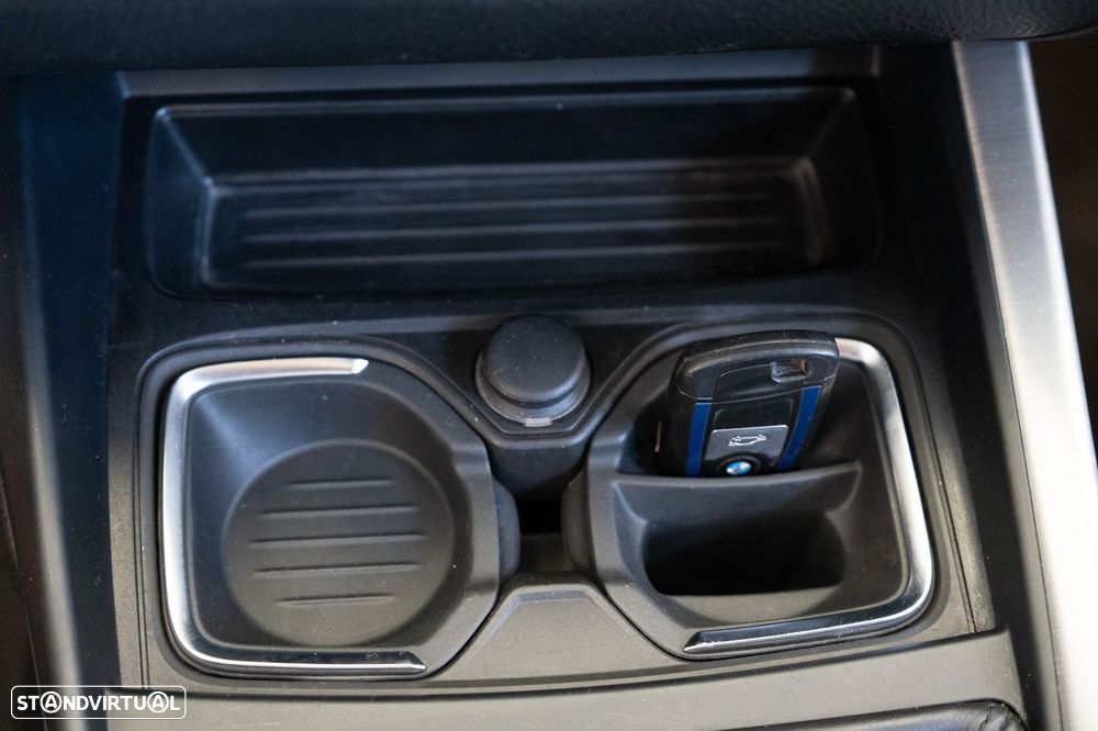 BMW 118 d Pack M - 34